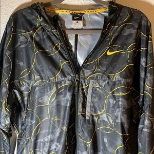 Nike Livestrong windbreaker